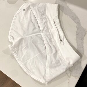 Lululemon Size 2 Speed Up Running Shorts 2.5”